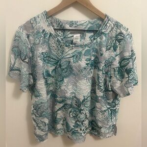 Women’s dress blouse